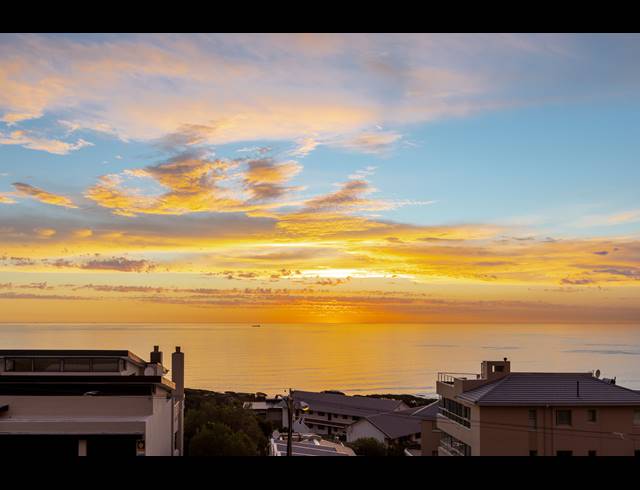 3 BEDROOM APARTMENT TO LET IN CAMPS BAY